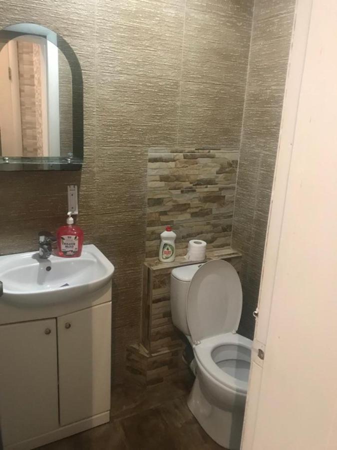 Desyatinnaya Hostel Киев Экстерьер фото